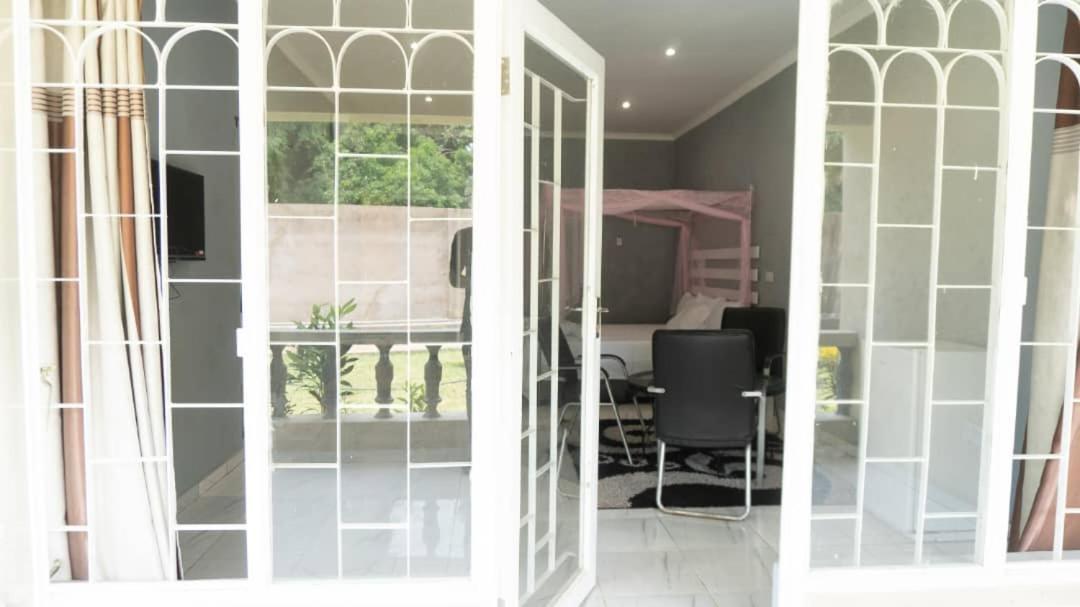 Adams Lodges Ltd Mangochi Ngoại thất bức ảnh